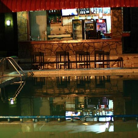Chamiachi Hotel & Apartments بامباري المظهر الخارجي الصورة