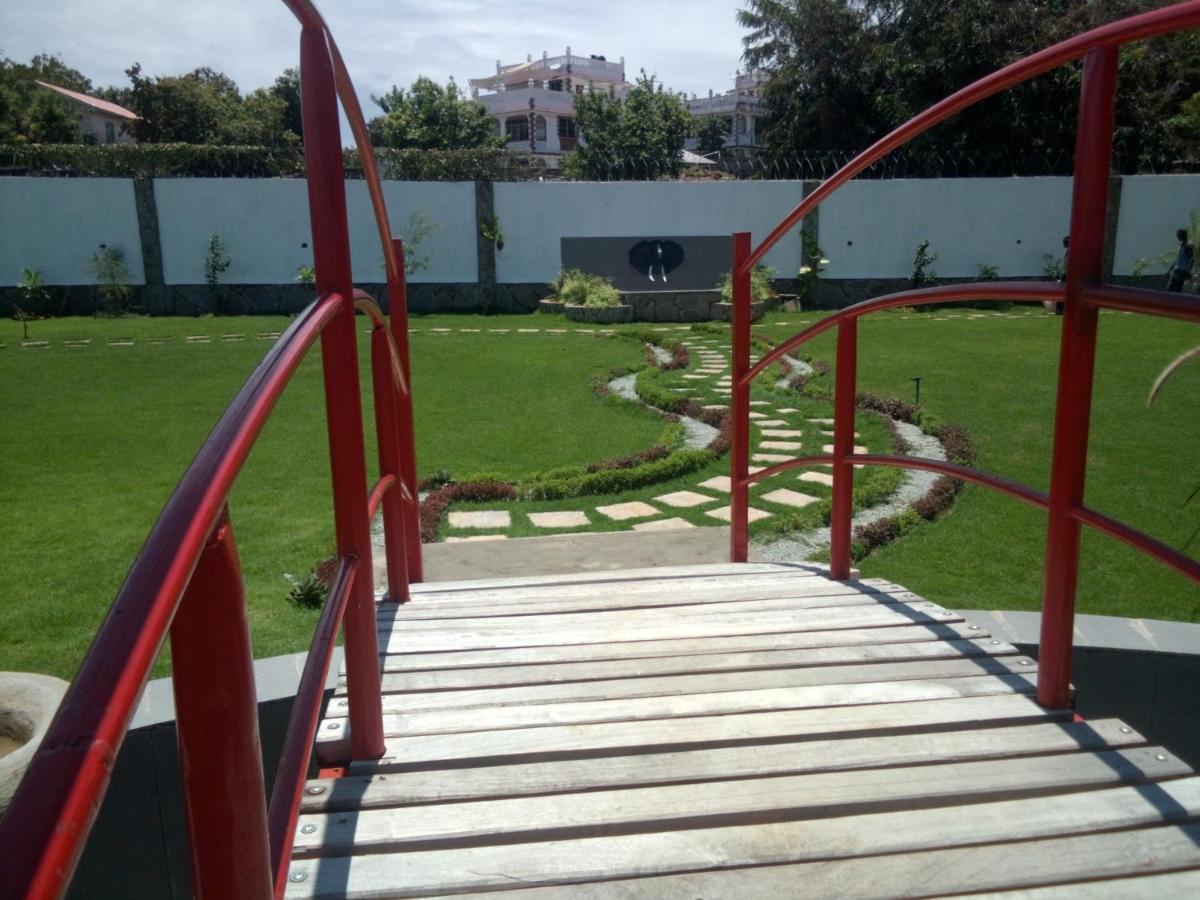 Chamiachi Hotel & Apartments بامباري المظهر الخارجي الصورة