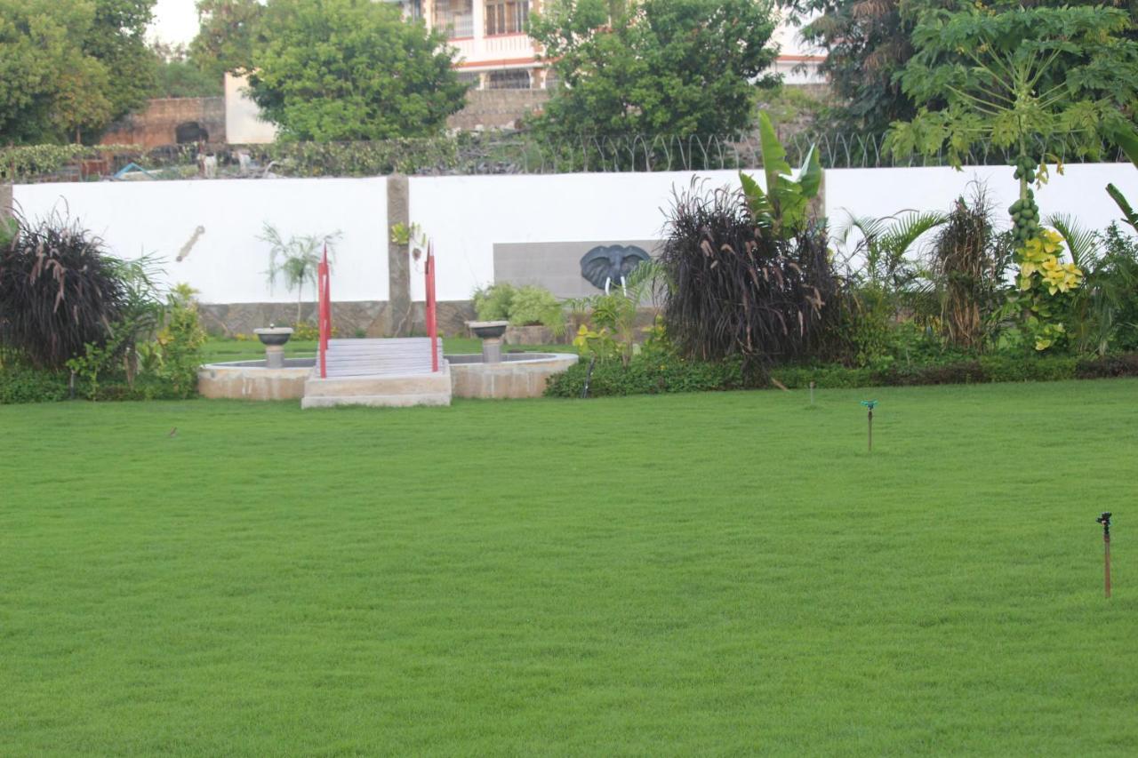 Chamiachi Hotel & Apartments بامباري المظهر الخارجي الصورة