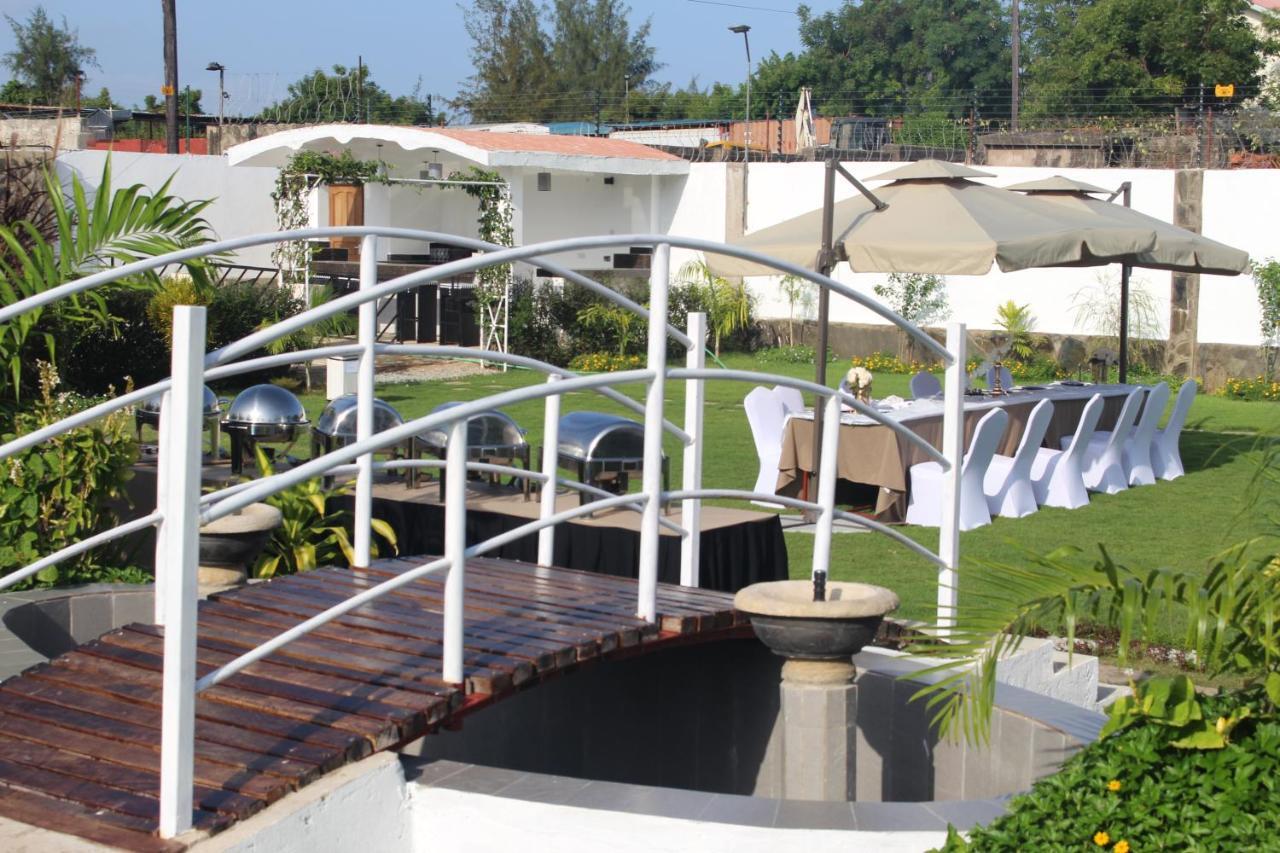 Chamiachi Hotel & Apartments بامباري المظهر الخارجي الصورة