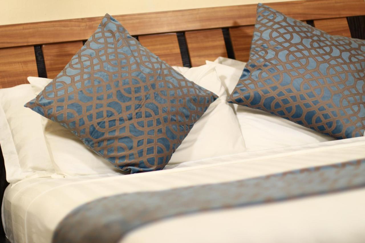 Chamiachi Hotel & Apartments بامباري المظهر الخارجي الصورة