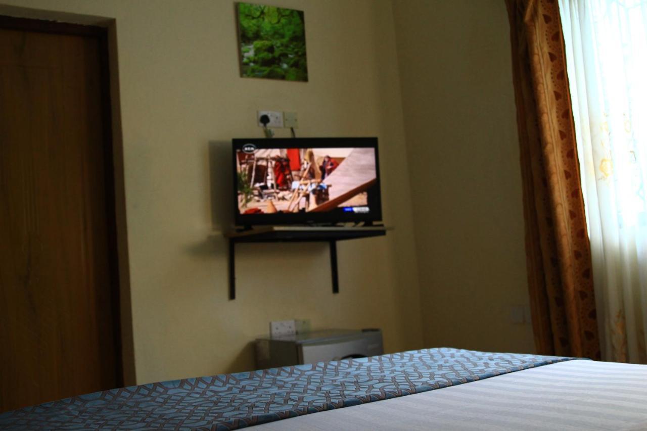 Chamiachi Hotel & Apartments بامباري المظهر الخارجي الصورة